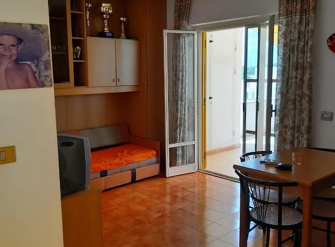 Il Girasole Villaggio Tucano 度假居